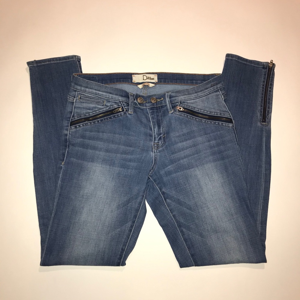 Dittos Women's Blue Jeggings - Zip Pocket Detail